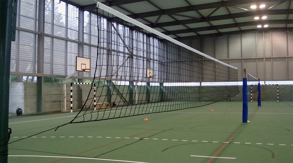 JUEGO 3 POSTES VOLEIBOL FIJOS PARA PISTA DOBLE - Imagen 2