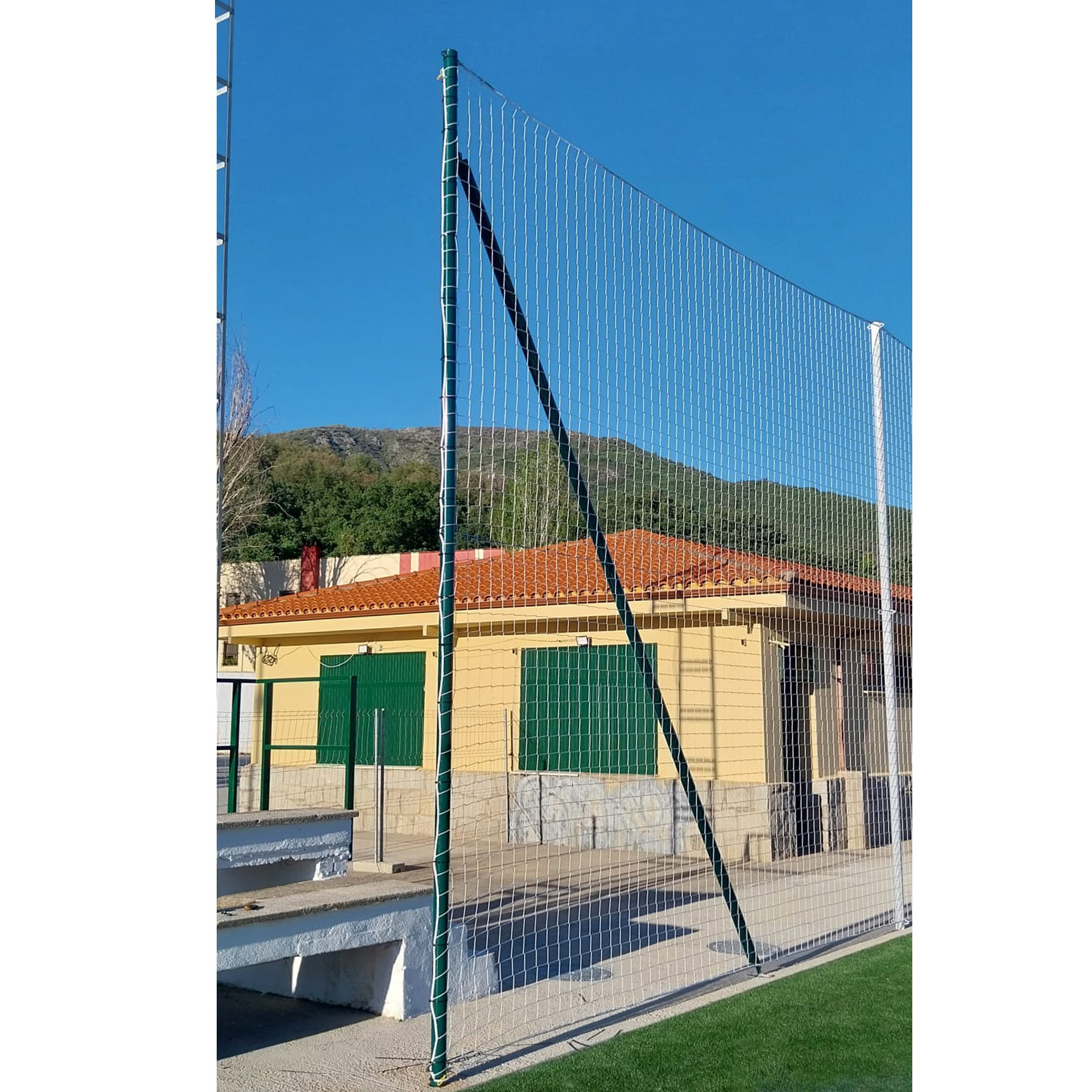 POSTE REFUERZO METÁLICO PARA RED PROTECCIÓN SIN BOTES - Imagen 2